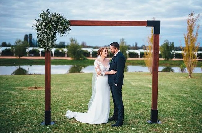 Murray River Wedding